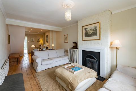 24 Howard Road, Dorking, RH4 3HP
