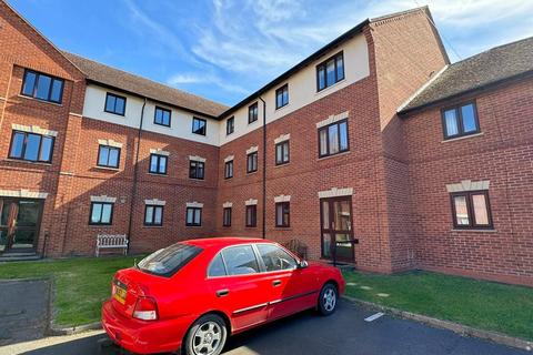 2 bedroom ground floor flat for sale, New Street, Ledbury