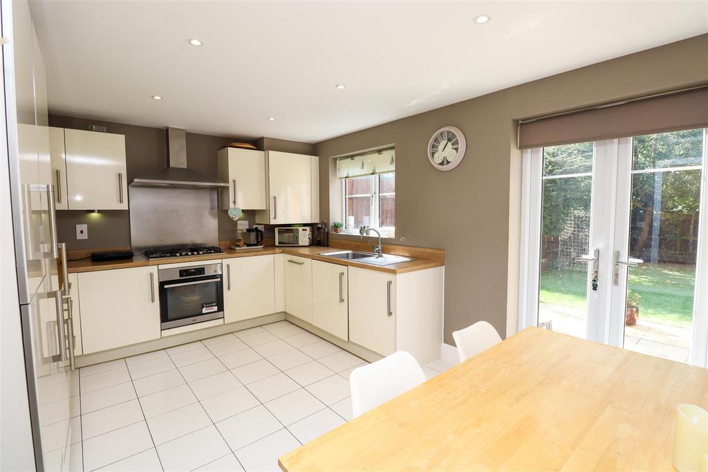 Kitchen/Breakfast Room