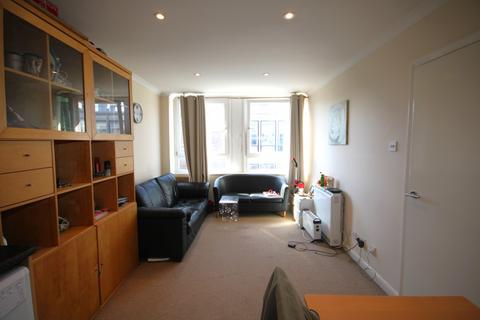 1 bedroom flat to rent, Flat 4, Market Place, Stevenage