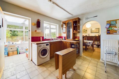 4 bedroom chalet for sale, Oaklands Close, Halvergate, Norwich