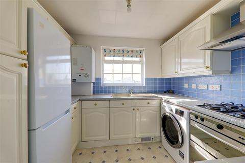 Flat 3, Waters Edge Anchor Close, Shoreham-by-sea, BN43 5BZ