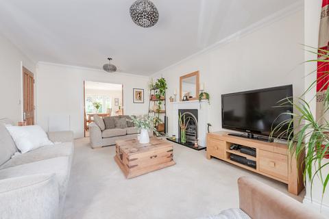 29a Smitham Bottom Lane, Purley, CR8 3DE