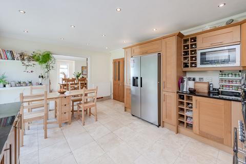 29a Smitham Bottom Lane, Purley, CR8 3DE