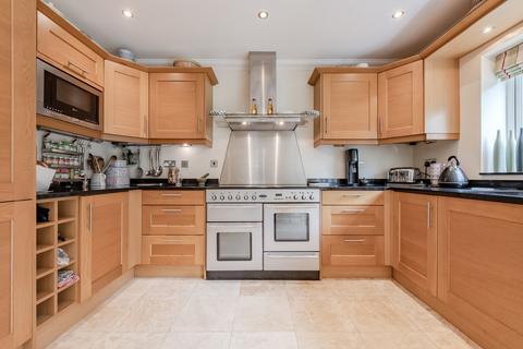 29a Smitham Bottom Lane, Purley, CR8 3DE