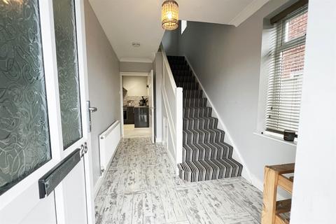28 Marlowe Drive, Hereford, HR4 0JL
