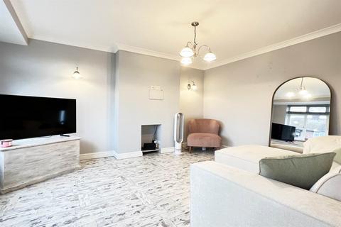 28 Marlowe Drive, Hereford, HR4 0JL