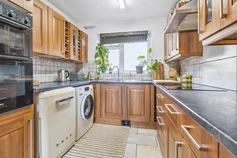 3 bedroom terraced house for sale, Thornsett Place, Penge