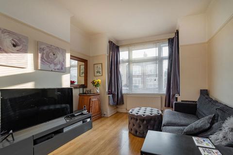 3 bedroom end of terrace house for sale, Colvin Road, Thornton Heath CR7