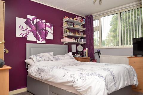 3 Ammon Wrigley Close, Oldham, OL1 3EB