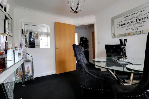 4 bedroom house for sale, Moorhen Way, Packmoor, Stoke-On-Trent