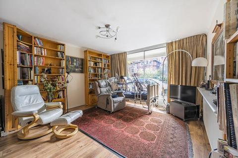 2 bedroom flat for sale, Eton Avenue, Belsize Park