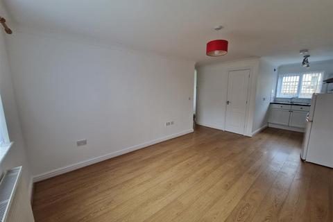 1 bedroom flat to rent, Carnon Downs, Truro