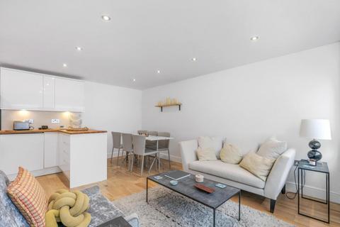 2 bedroom mews for sale, Barnard Mews, London