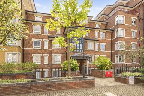 4 bedroom flat for sale, Lister Lodge, Admiral Walk, London