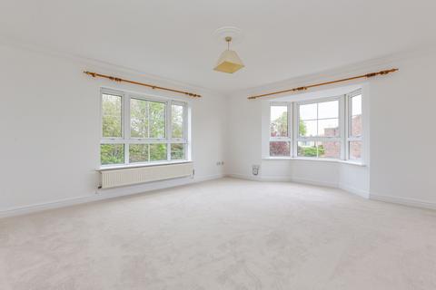 2 bedroom flat to rent, Gwynne Close, Chiswick, London, UK