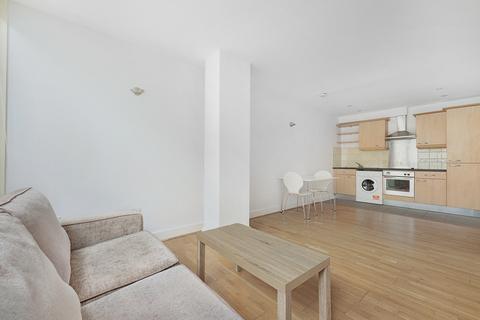 1 bedroom flat to rent, Artichoke Hill, London