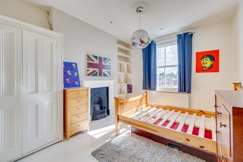 2 bedroom maisonette for sale, New Kings Road, Parsons Green, London