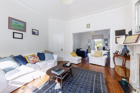 40 Wendell Road, London, W12 9RS