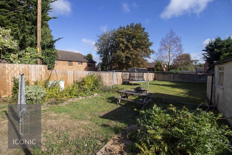 Fakenham Road, Taverham, Norwich 3 bed detached bungalow for sale £