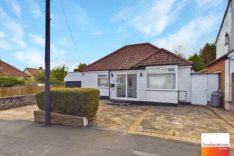 3 bedroom bungalow for sale, Woodgreen Road, Oldbury