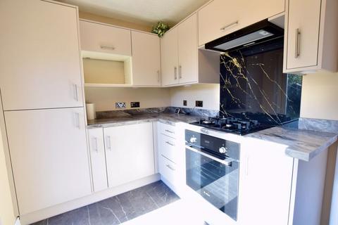 21 Appleton Close, Dalton, Rotherham, S65 3HQ
