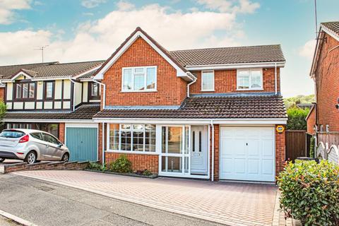 4 bedroom detached house for sale, Flamborough Way, COSELEY, WV14 9UD