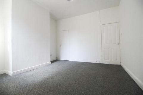 2 bedroom terraced house to rent, Bangor Street, Stockport SK5