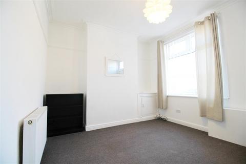2 bedroom terraced house to rent, Bangor Street, Stockport SK5