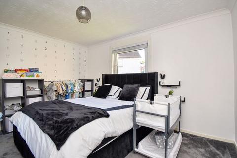 25 Anton Crescent, Kilsyth, Glasgow, G65 0NY