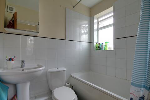 1 bedroom flat to rent, Barclay Road