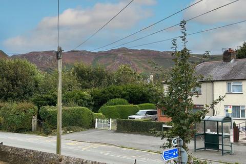 79 Groesffordd, Dwygyfylchi, Penmaenmawr, LL34 6RN
