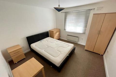 1 bedroom flat to rent, Regent Court, Regent Street