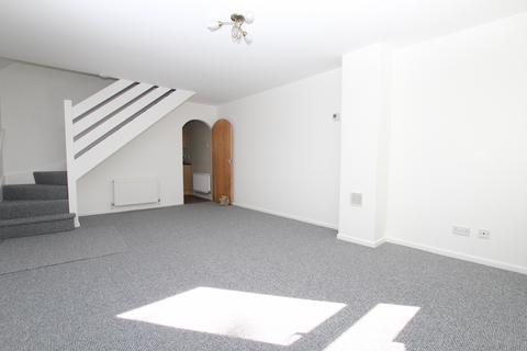 2 bedroom end of terrace house to rent, Brackley NN13