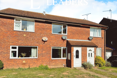 2 bedroom terraced house to rent, Craig Close, Trimley St Martin