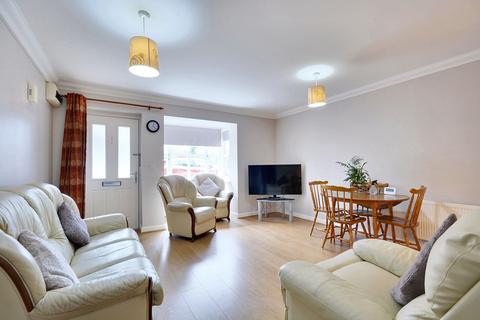 2 bedroom maisonette for sale, Orchard Court, Ashford TN23