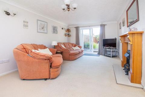 2 bedroom end of terrace house for sale, Totton