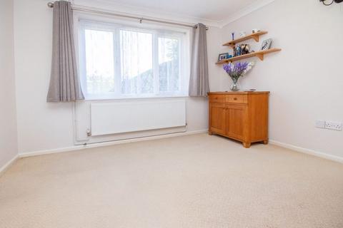 2 bedroom end of terrace house for sale, Totton