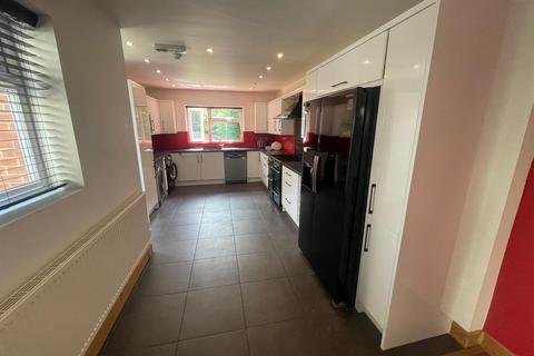 5 bedroom house to rent, Hallewell Road, Birmingham