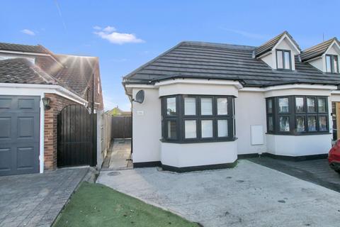 2 bedroom semi-detached bungalow for sale, Briscoe Road, Rainham RM13