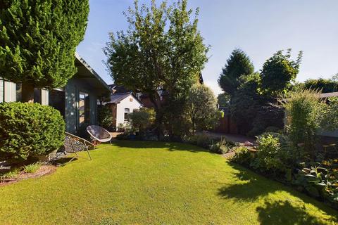 2 bedroom cottage for sale, Betchworth