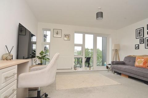 1 bedroom apartment for sale, Partridge Road, Plymouth. A Modern One Bedroom Second Floor Flat in Derriford.