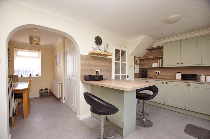 Kitchen/ Breakfast