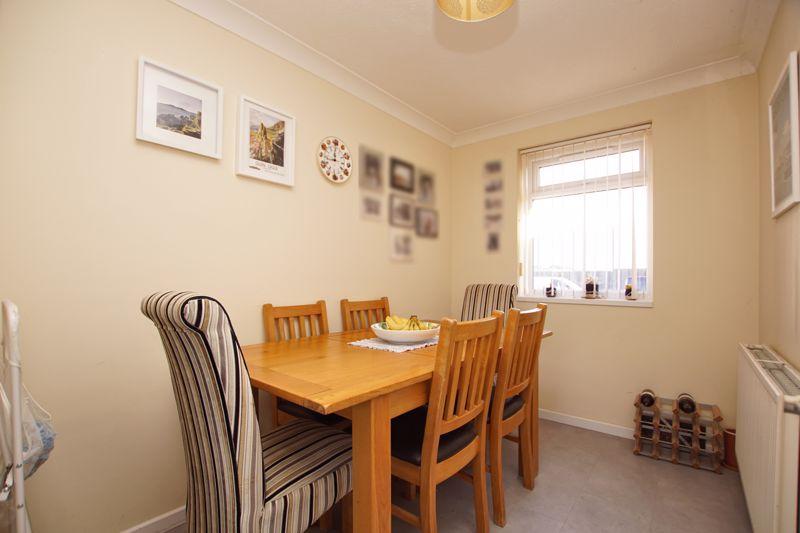 Kitchen/ Breakfast
