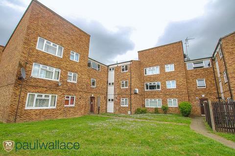 1 bedroom flat for sale, Rowan Drive, Turnford