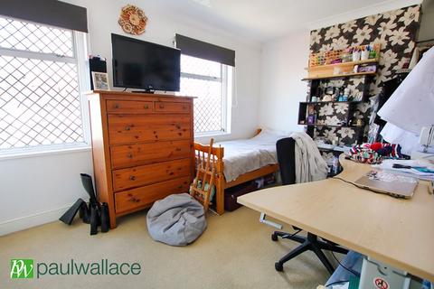 3 bedroom terraced house for sale, Lambton Avenue, Waltham Cross