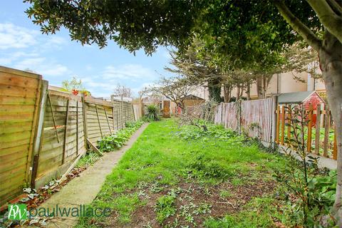 3 bedroom terraced house for sale, Lambton Avenue, Waltham Cross