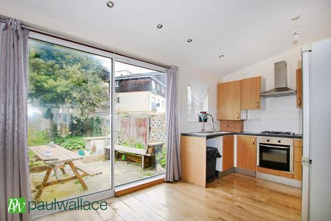 3 bedroom terraced house for sale, Lambton Avenue, Waltham Cross