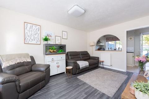 3 Catkin Close, Chineham, Basingstoke, RG24 8XY