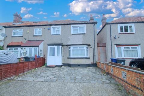 3 bedroom terraced house for sale, Birkbeck Avenue, Greenford